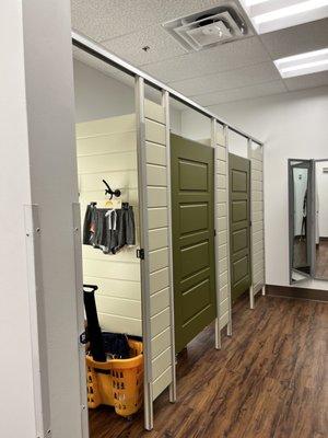 Women's fitting rooms