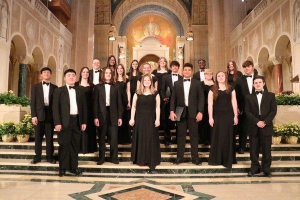 Chamber Choir from Mt. Pleasant Iowa, June 4, 2022. The high school students loved the accoustics.