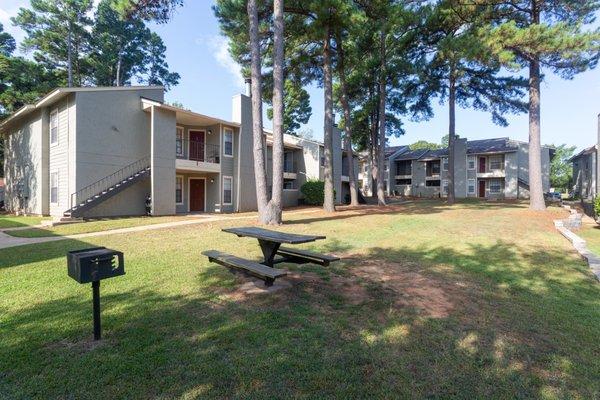 Southwood Village Apartments - Shreveport, LA