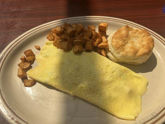 Veggie omelette with Homefries and biscuit