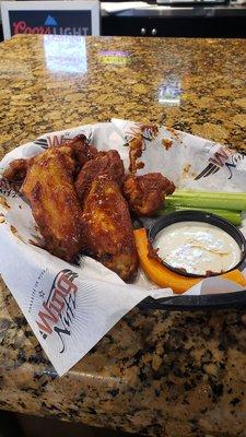 Wing Nutz - Taylorsville