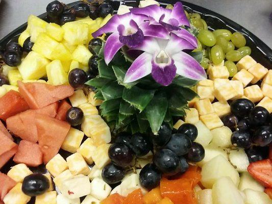 Fruit and cheese plattet