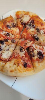 Tomatoes and roasted garlic foccacia