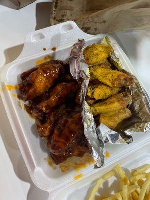 Lemon Pepper (not my favorite) and Honey BBQ.