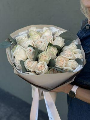 White roses bouquet