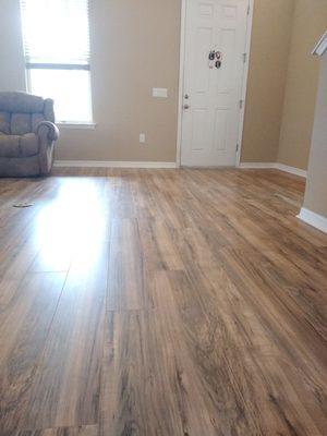 Laminate floating floor