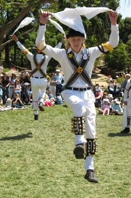 Revels' May Day celebration at the Oakland Zoo