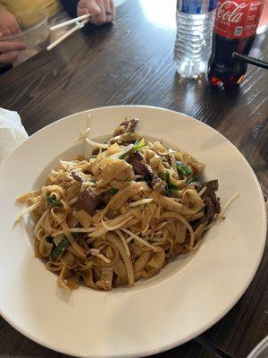 Beef chow fun - OMG really delicious!!