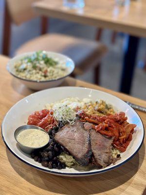 Street Car Bowl (Grass-fed steak, cilantro rice, black beans, roasted tomatoes, red bell peppers, sweet corn, avocado poblano dressing)