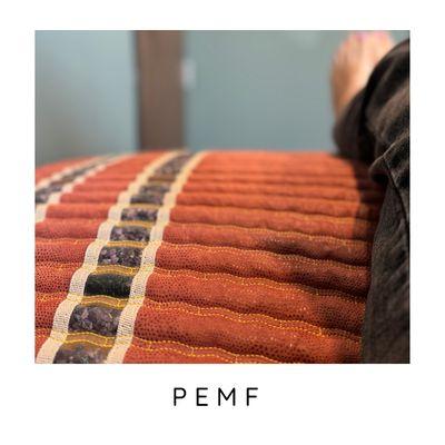 30 or 45 min PEMF mat session, ours includes IR heating, natural heated gem stones, Photon- and negative ION therapy. Compat pain naturally.