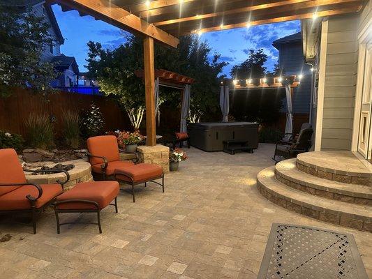 Back yard entertaining patio in Aurora CO