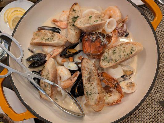 Seafood in a Pot