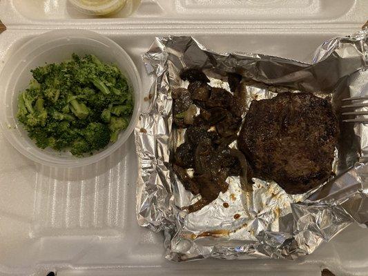 Filet was small, overcooked, but at least it didn't have any taste either!!!haha