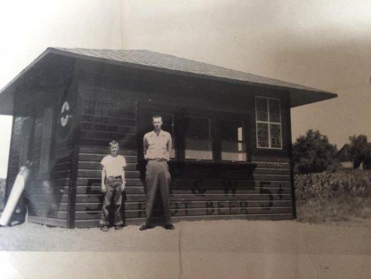 Original A&W Root Beer Stand built in 1949