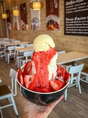 Strawberries milk shaved ice