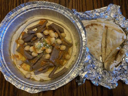 Hummus with Lamb Gyro