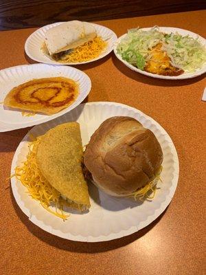 Tostados maxi burger enchiladas tacos