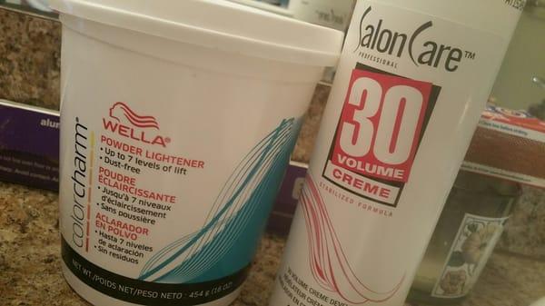 Wella COLOR CHARM bleach powder is awesomesauce