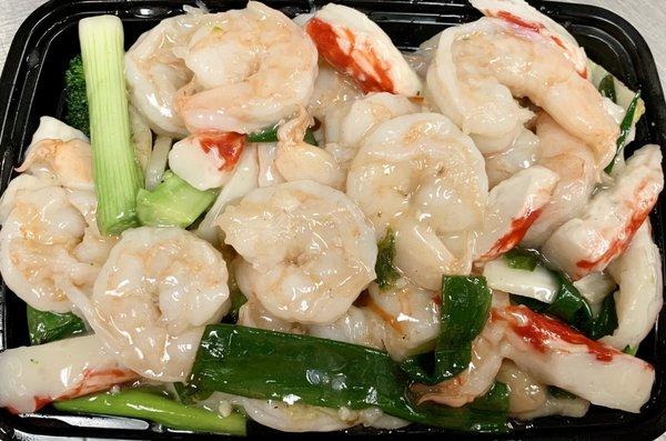 Fresh shrimp in the seafood combo!