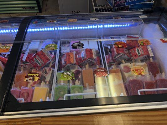 Huge selection of paleta