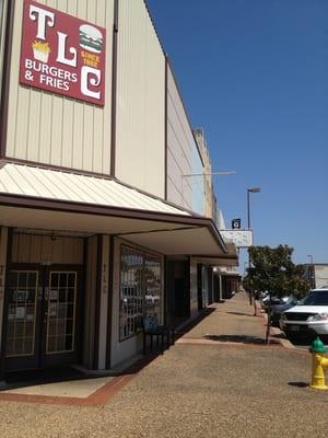 A view from the street at TLC Burgers & Fries in Texarkana on the boarder of Arkansas and Texas!