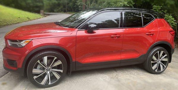 Certified Pre-Owned 2021 Volvo XC40 Recharge P8 in Fusion Red Metallic