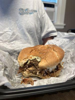 Pulled pork sandwich