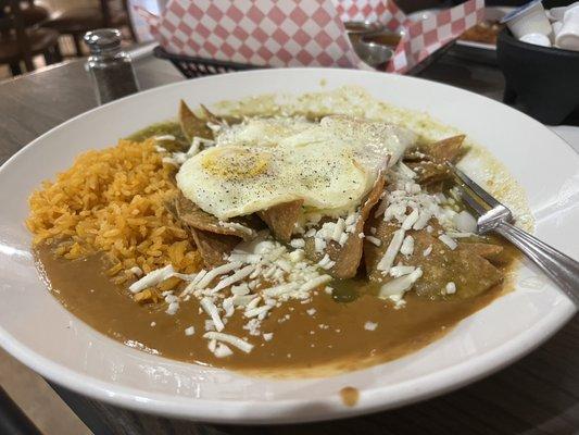 Chilaquiles with eggs