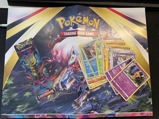 Pokémon cards + promotional freebies