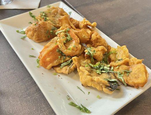 Chickpea, flour, coated, vegetables, deep-fried oh my gosh so good with the two sauces