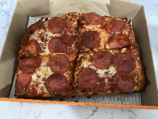 Pepperoni Lunch Pizza