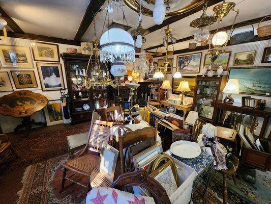 Vera Johnson Antiques