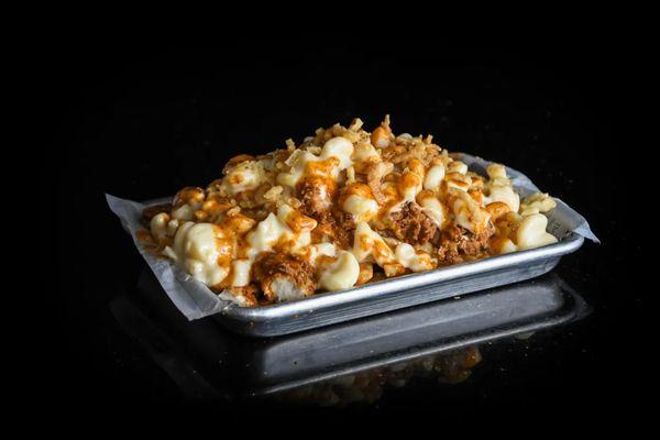 Loaded Mac n cheese with chicken and fries