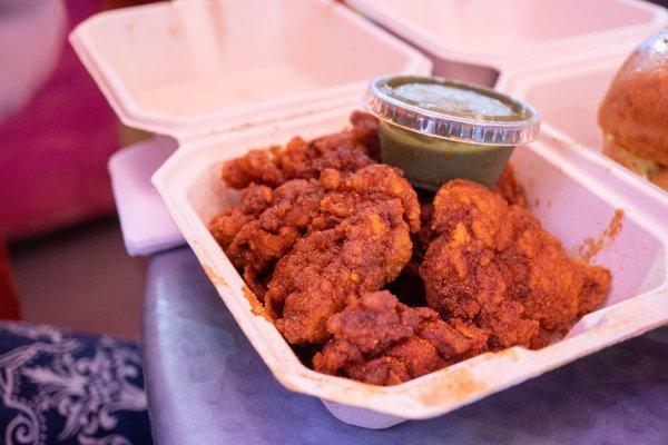 Smooth Operator - basically small well cooked tenders.  These are hot!  Without the bun protecting your lips, even the (2) Ruffian was hot.