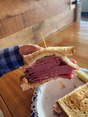 $14 Lower East Side (Reuben) - Tons of meat