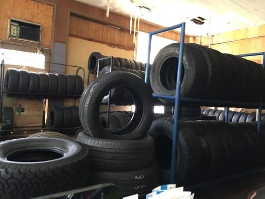 Carson's Tires & Mufflers