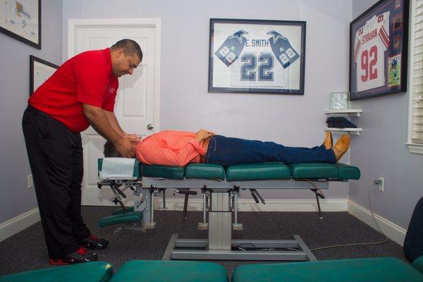 Neck pain chiropractor