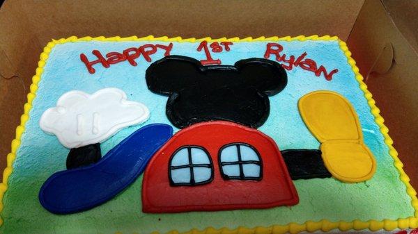 Lucy's messed up the lettering on the cake for my grandson's 1st birthday. It was supposed to say Happy 1st Birthday Rylan