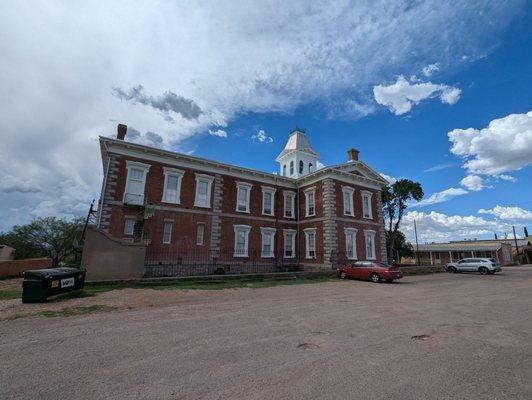 Tombstone Courthouse State Historic Park