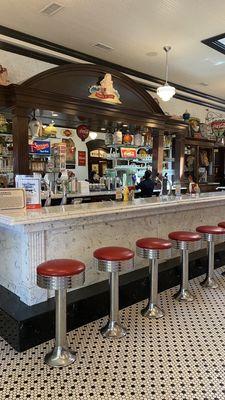 Soda fountain