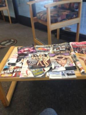 Lobby has magazines