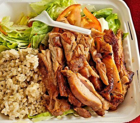 This meal of barbecue chicken, brown rice and salad greens w/ tomato is under 400 calories you won't be able to eat it all!