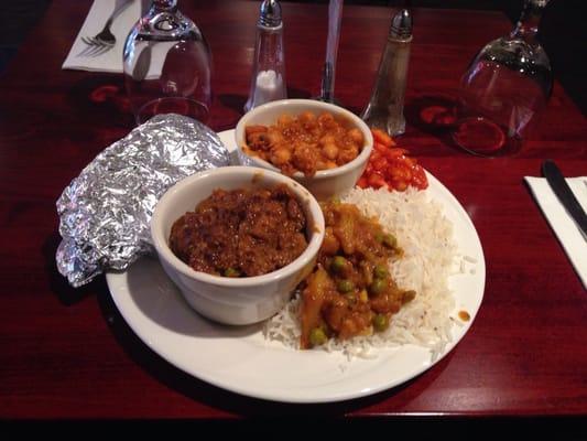 Tons of veggie Indian food for less that $9