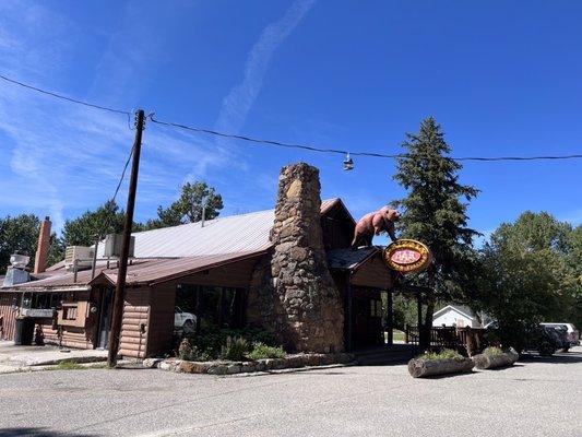 The Grizzly in all its Roscoe, MT glory