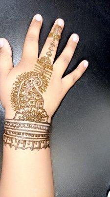 Henna tattoo