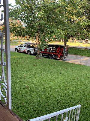 Dressed up truck and trailer