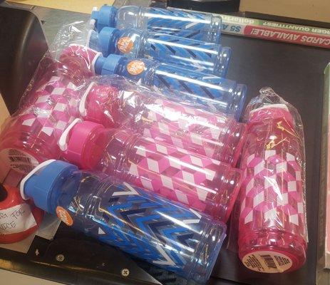 1$ water bottles