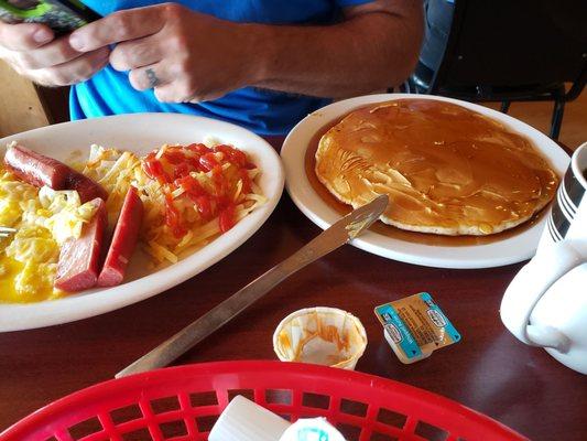 Polish sausage and eggs platter.