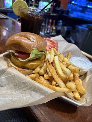 Cheeseburger & fries