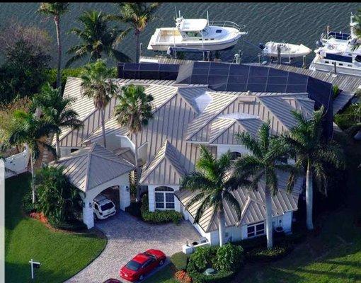 Standing Seam Metal Roof Panels in Palm City Florida